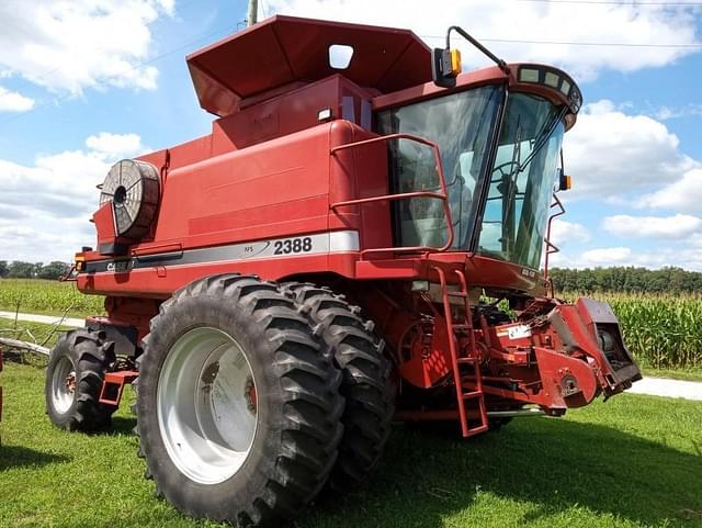 Image of Case IH 2388 equipment image 2