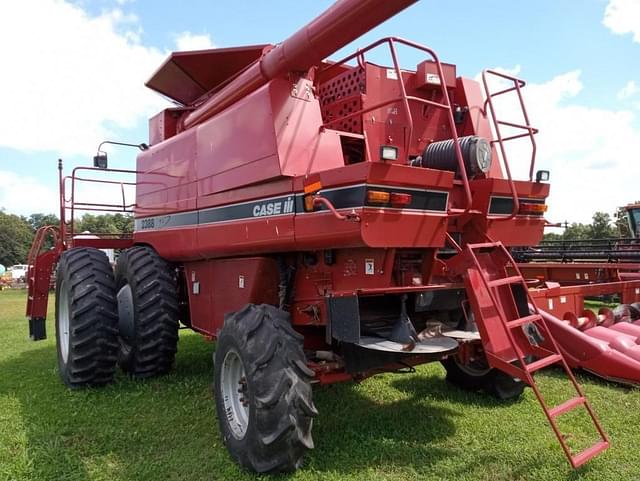 Image of Case IH 2388 equipment image 4