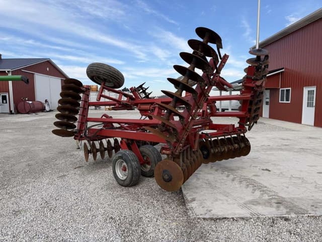 Image of Case IH 3900 equipment image 4
