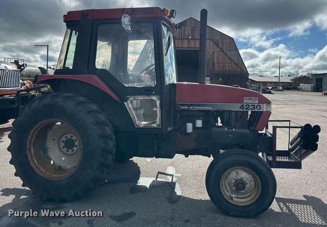 Image of Case IH 4230 equipment image 3