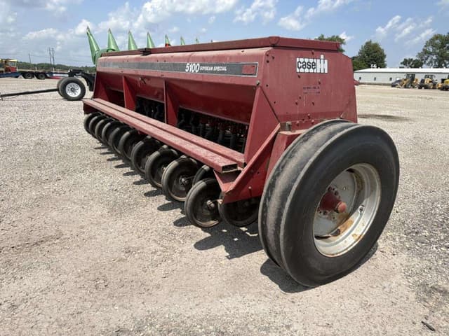 Image of Case IH 5100 equipment image 3