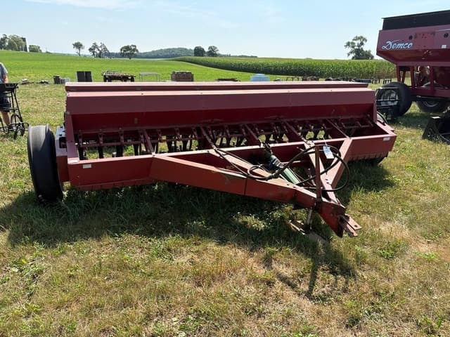Image of Case IH 5100 equipment image 1