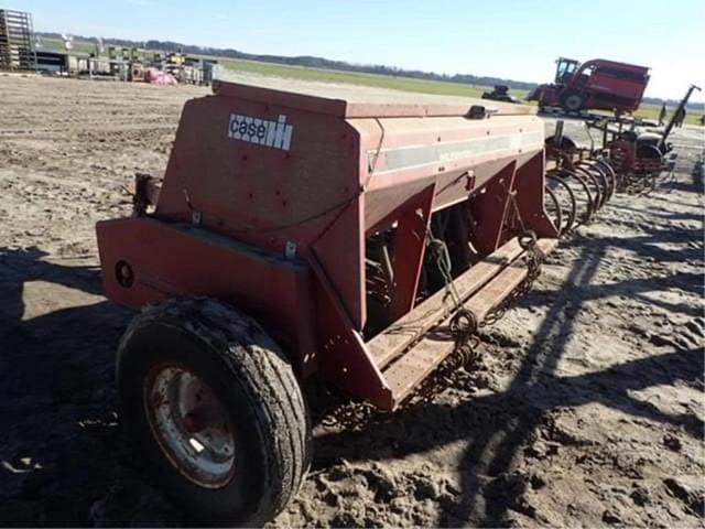 Image of Case IH 5100 equipment image 3