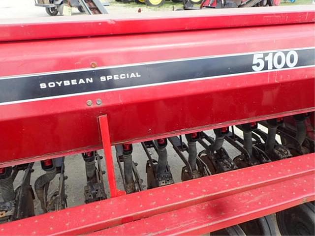 Image of Case IH 5100 equipment image 4