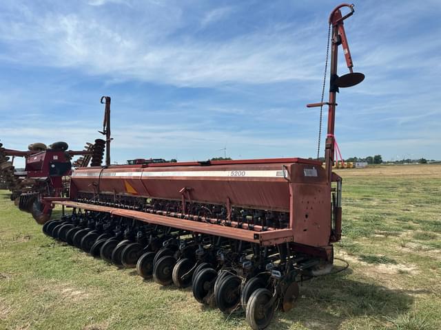 Image of Case IH 5200 equipment image 2