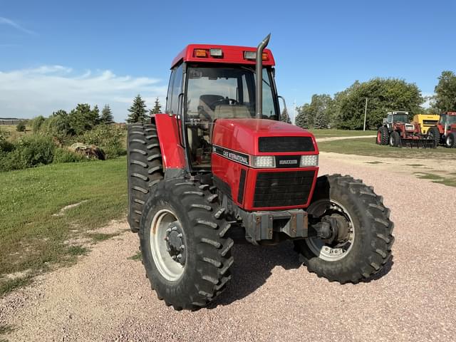 Image of Case IH 5240 equipment image 1