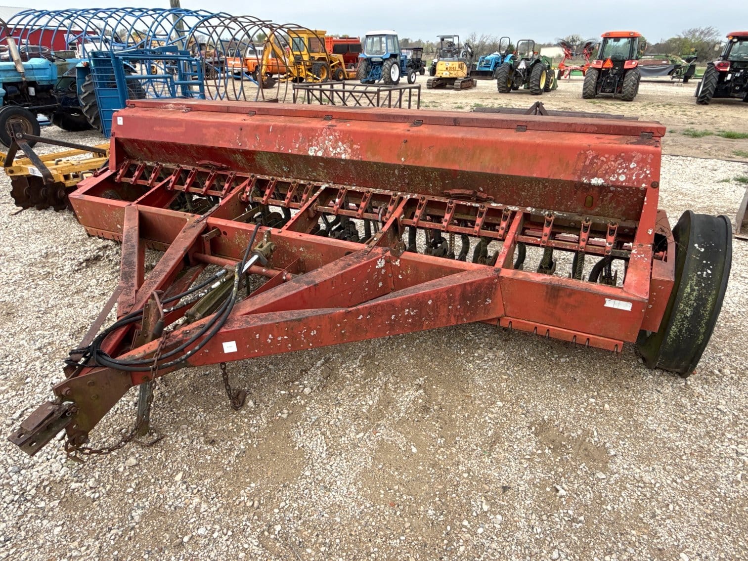 Case IH 5300 Equipment Image0