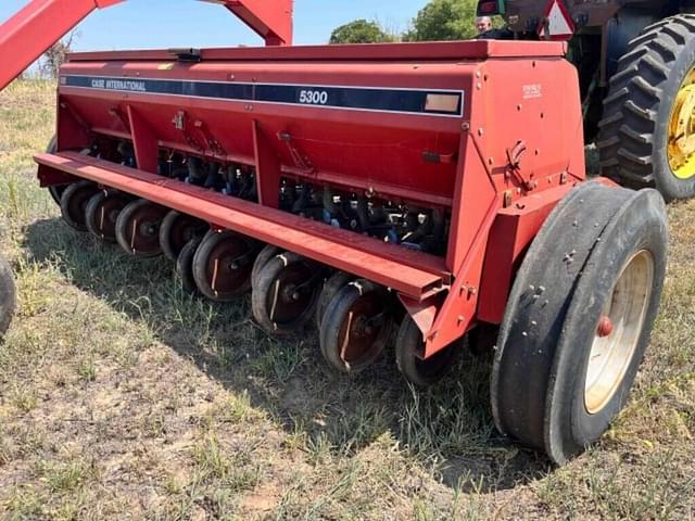 Image of Case IH 5300 equipment image 3