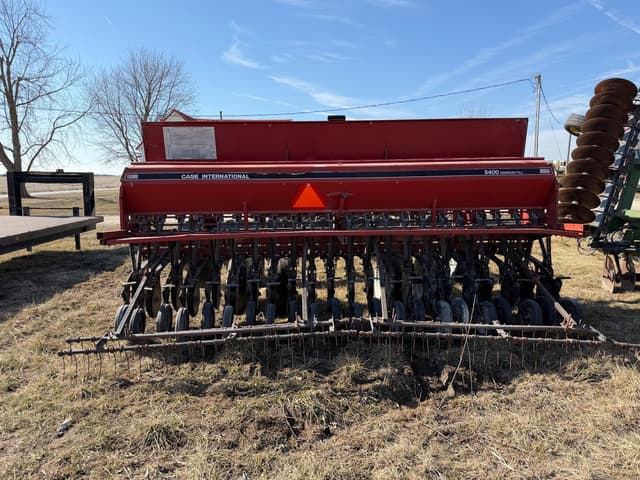 Image of Case IH 5400 equipment image 3
