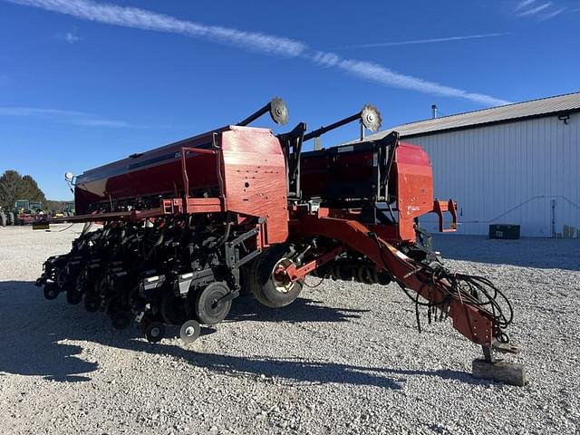 Image of Case IH 5500 equipment image 2