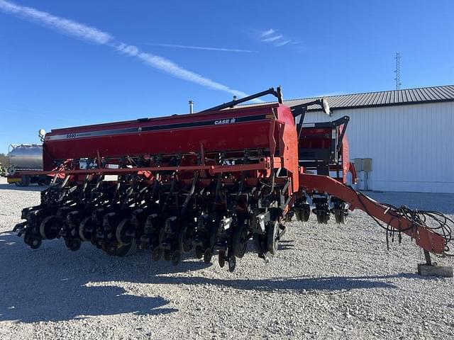 Image of Case IH 5500 equipment image 3