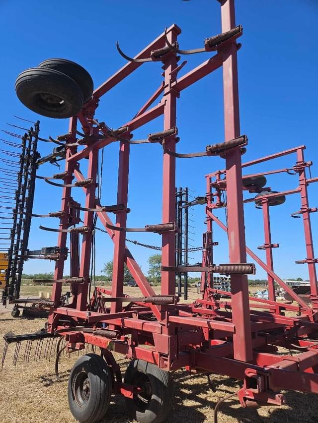 Image of Case IH 5800 equipment image 4