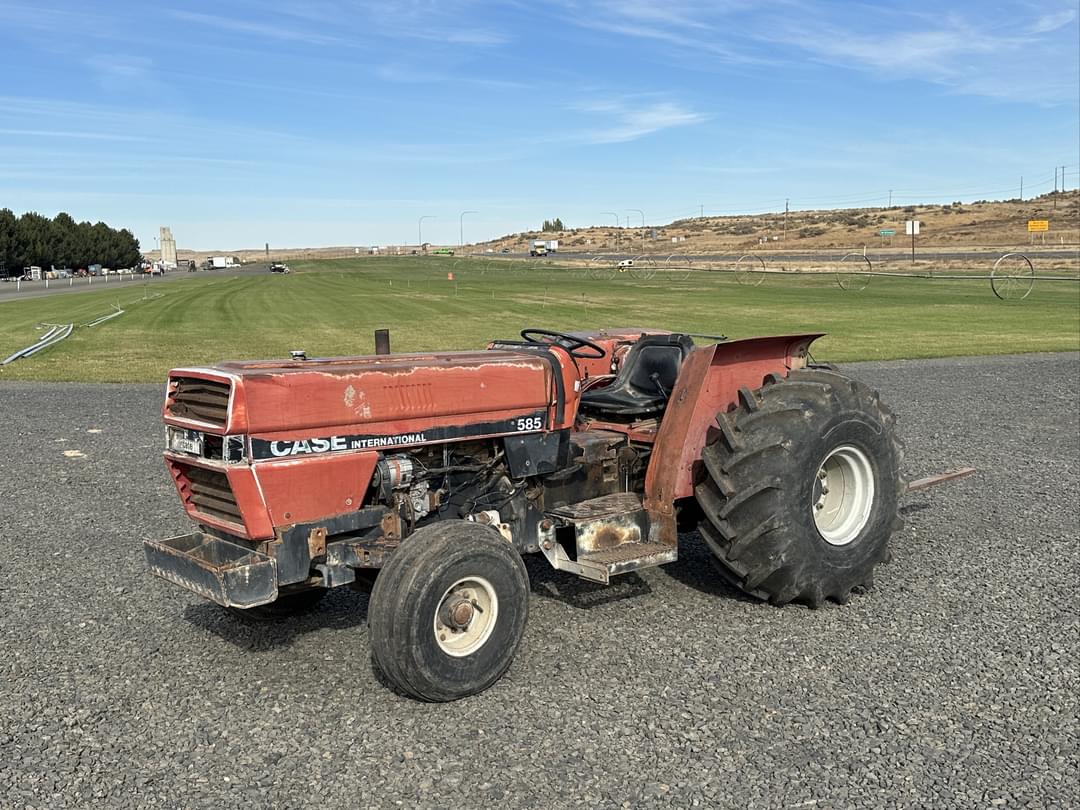 Image of Case IH 585 Primary image