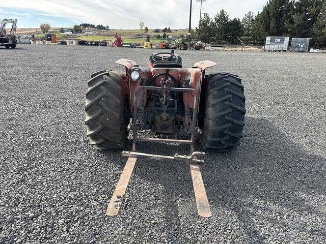 Image of Case IH 585 equipment image 3