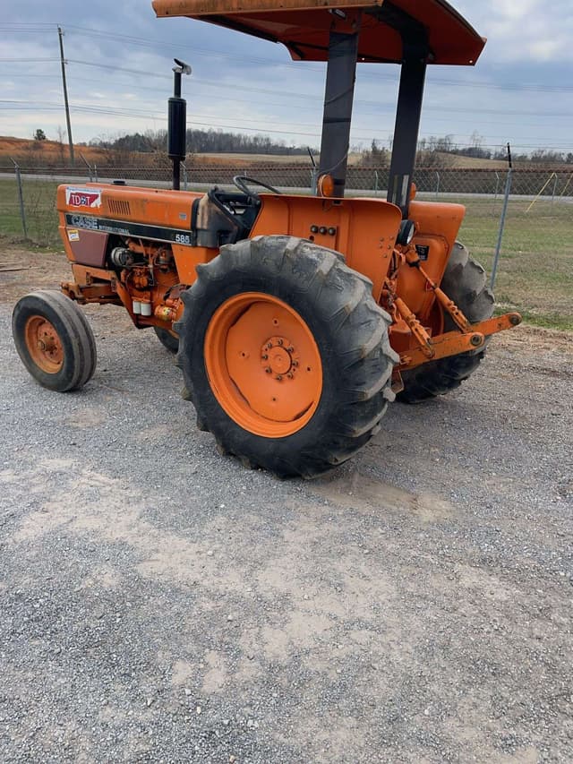 Image of Case 585 equipment image 3