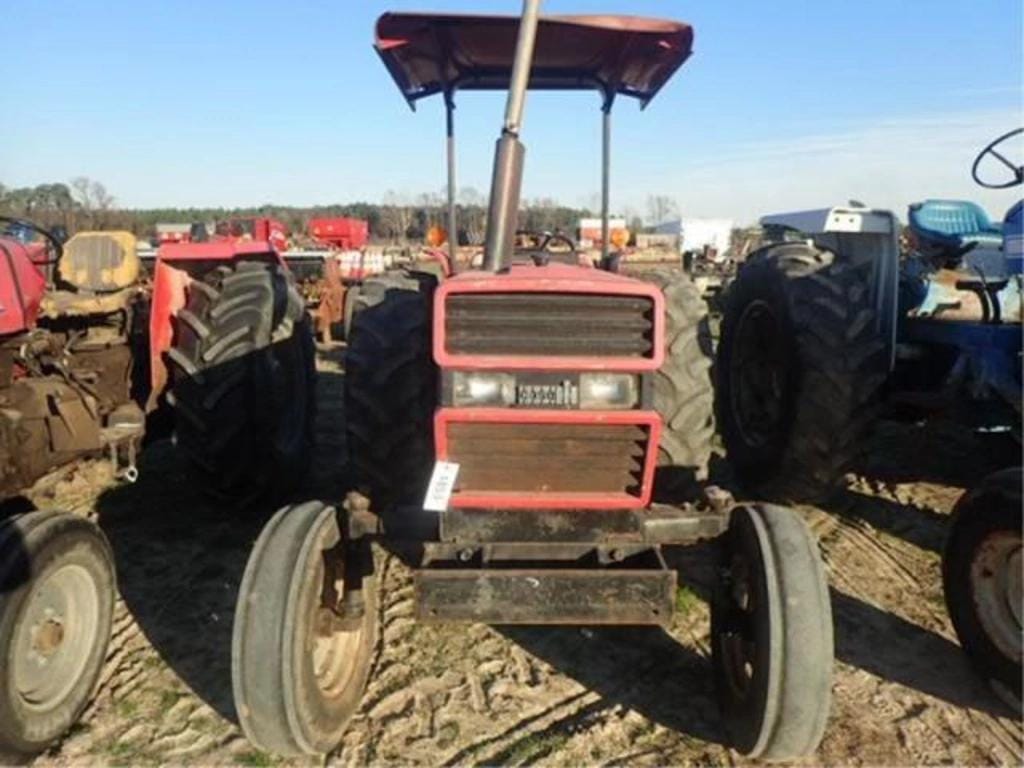 Main image Case IH 585