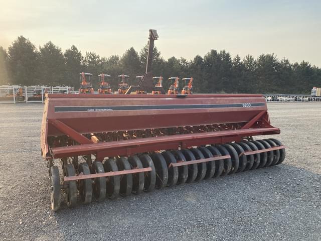 Image of Case IH 6200 equipment image 3