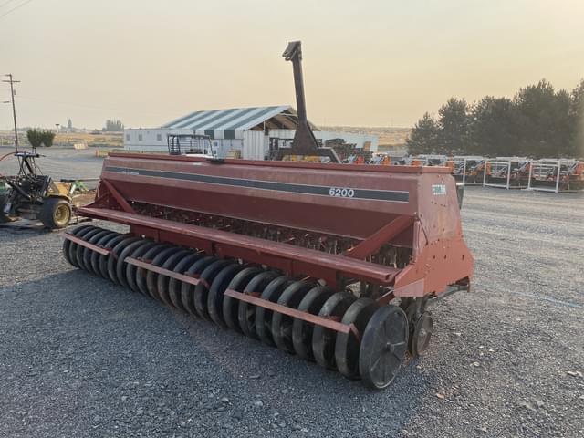 Image of Case IH 6200 equipment image 4