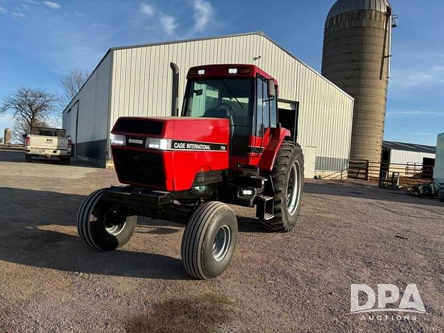 Image of Case IH 7110 equipment image 1