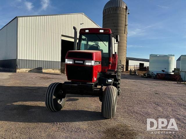 Image of Case IH 7110 equipment image 2