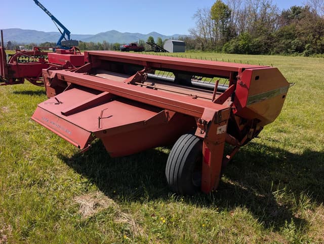 Image of Case IH 8300 equipment image 3