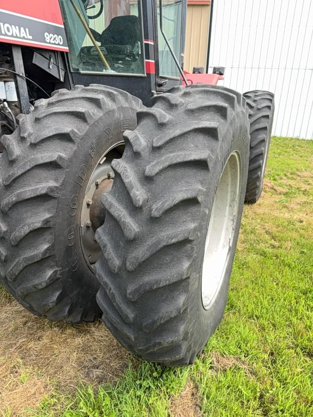 Image of Case IH 9230 equipment image 1
