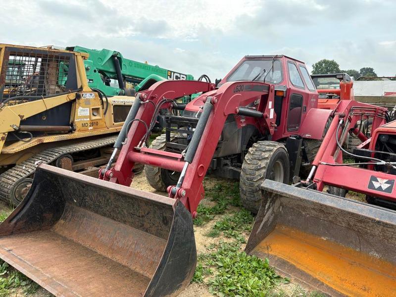 Image of Case IH Farmall 120C Primary image