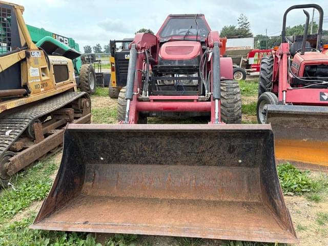 Image of Case IH Farmall 120C equipment image 2