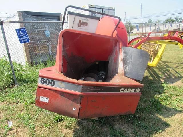 Image of Case IH 600 equipment image 2