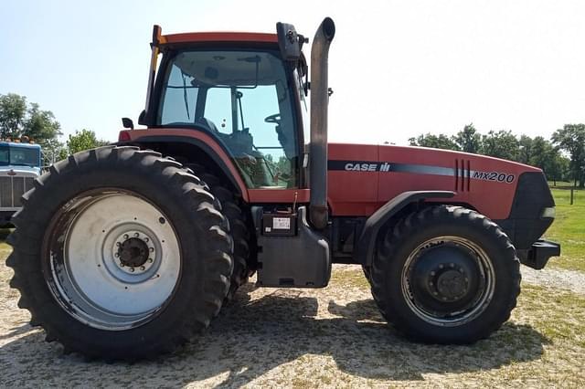 Image of Case IH MX200 equipment image 2