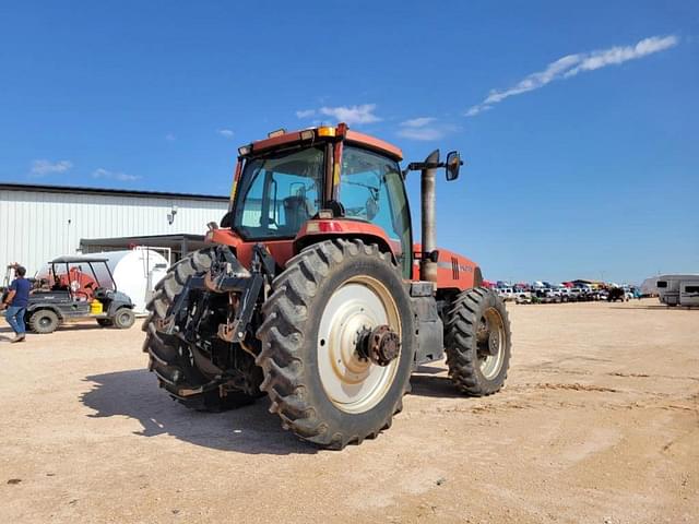 Image of Case IH MX270 equipment image 4