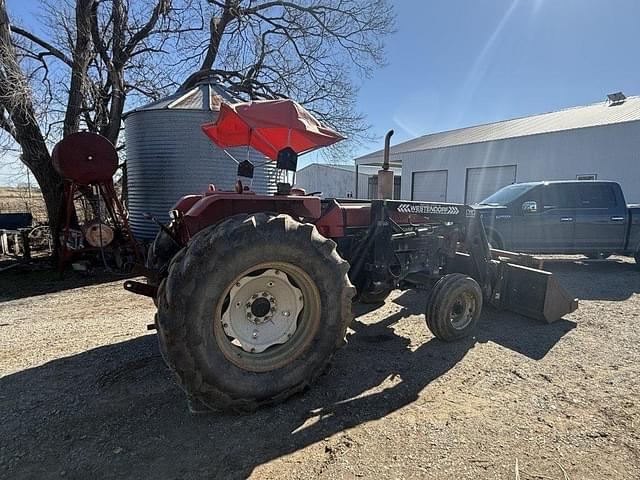 Image of Case IH 695 equipment image 4