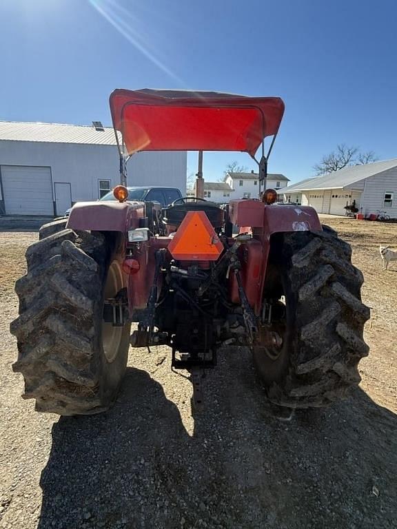 Image of Case IH 695 equipment image 2