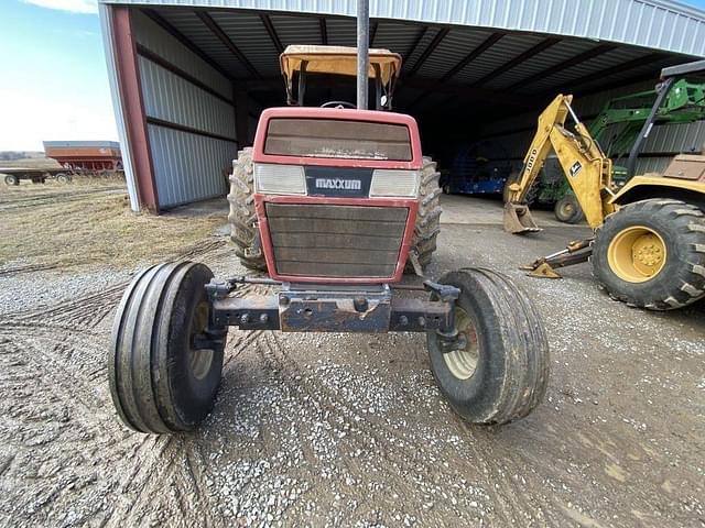 Image of Case IH 5240 equipment image 1