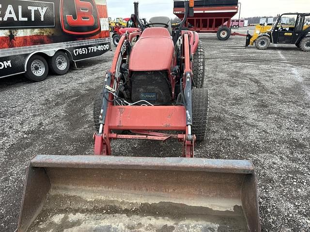 Image of Case IH Farmall 45 equipment image 4