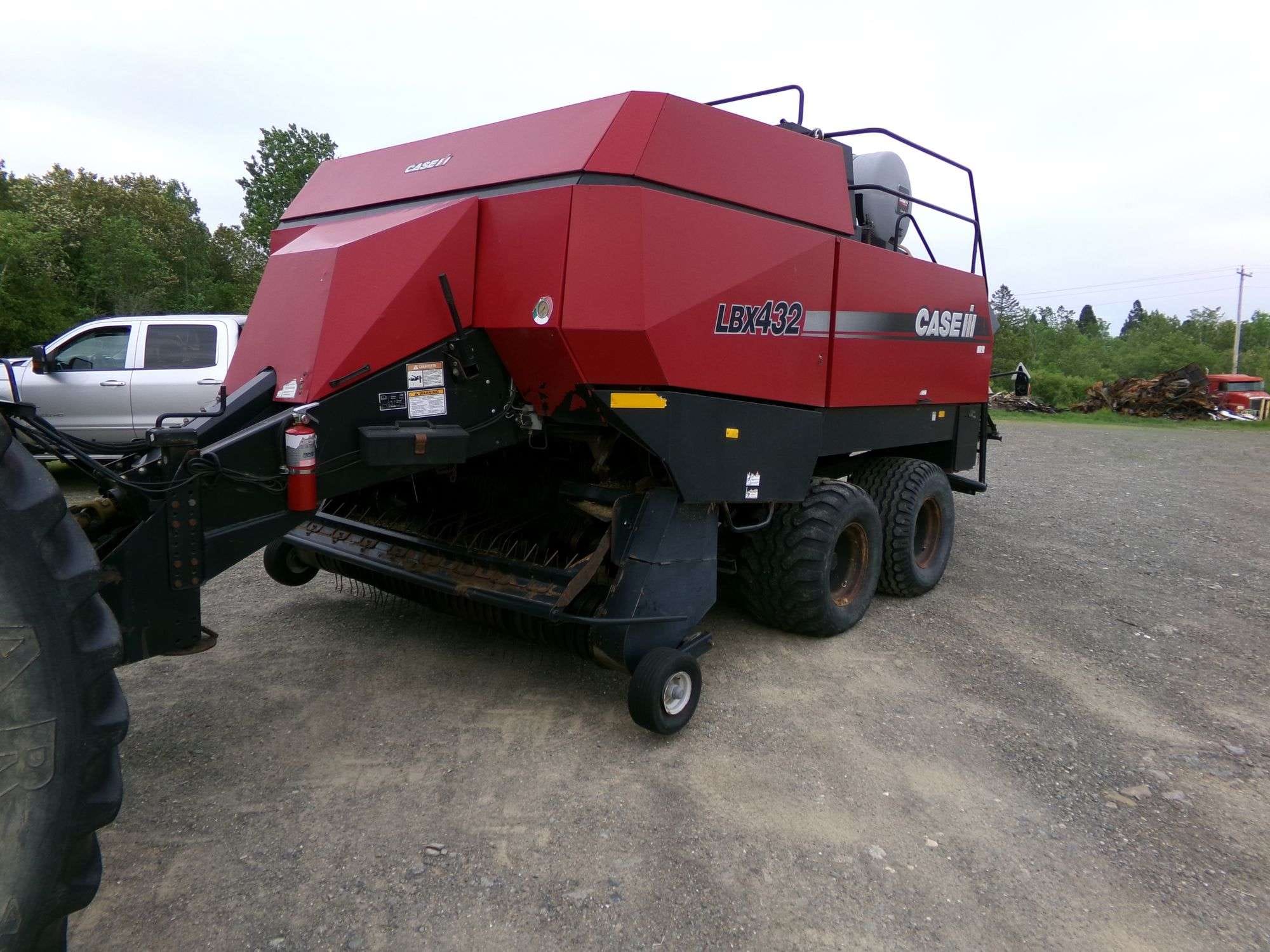 Case IH LBX432 Equipment Image0
