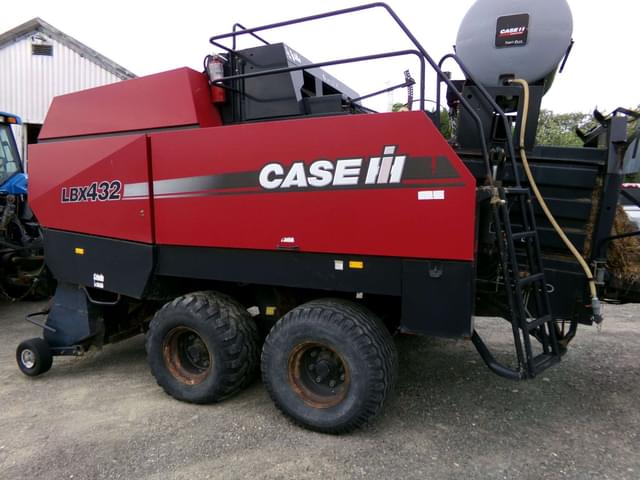 Image of Case IH LBX432 equipment image 3
