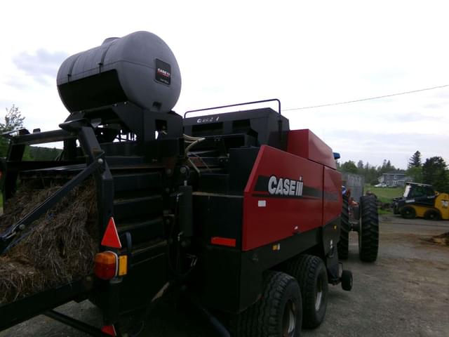Image of Case IH LBX432 equipment image 4