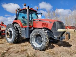 Case Magnum 225 CVT Tractor - 3500 hrs Image