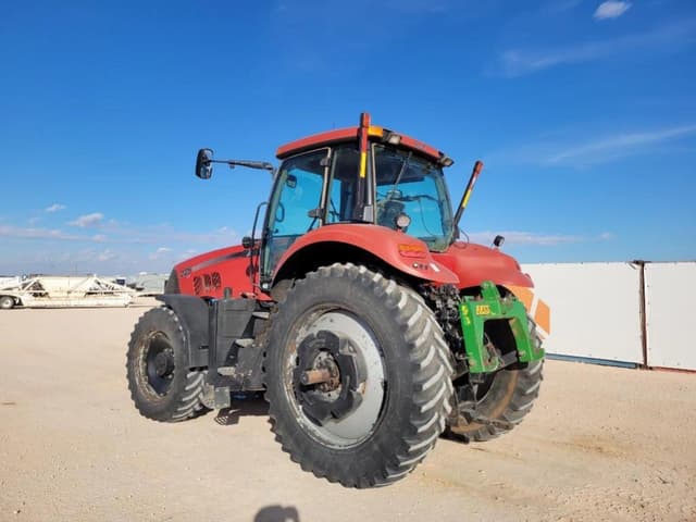 Image of Case IH Magnum 225 equipment image 2