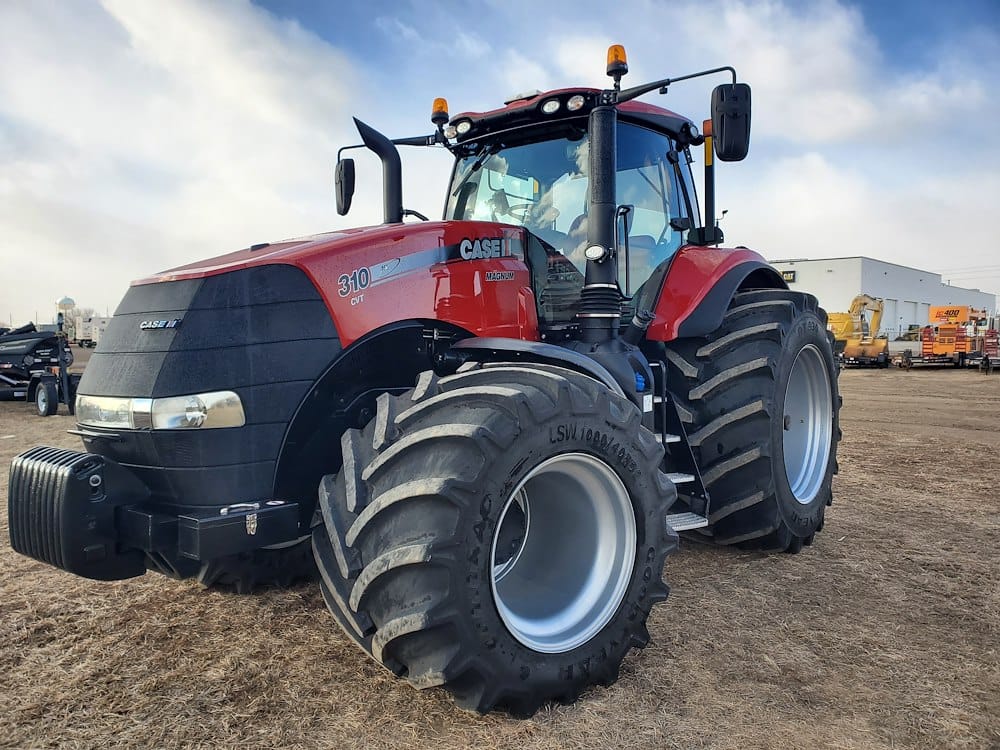 2019 Case IH Magnum 310 Equipment Image0