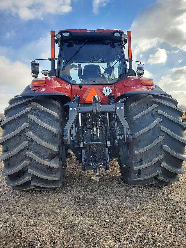 Image of Case IH Magnum 310 equipment image 2