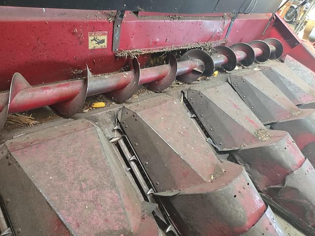 Image of Case IH 1063 equipment image 3