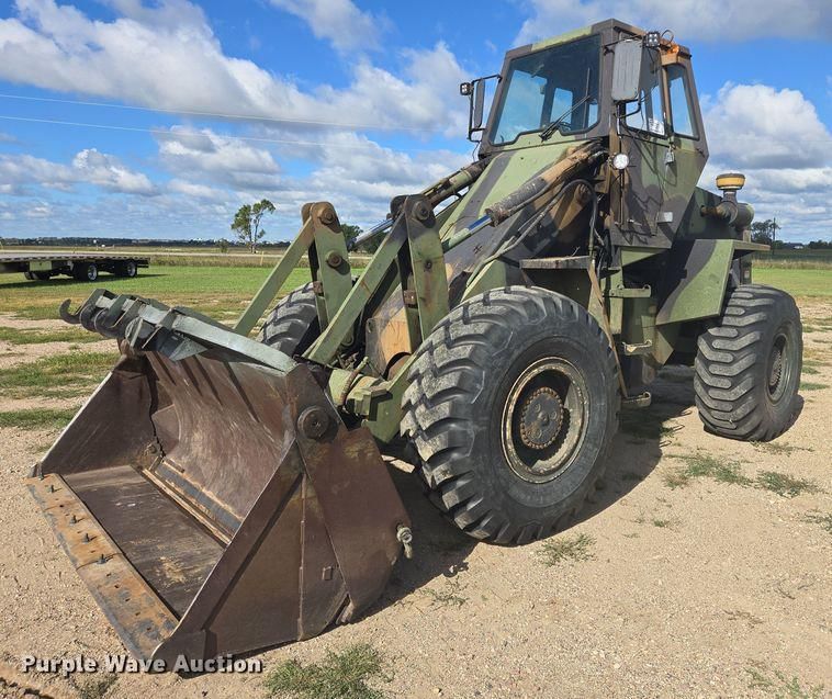 Case MW24C Equipment Image0