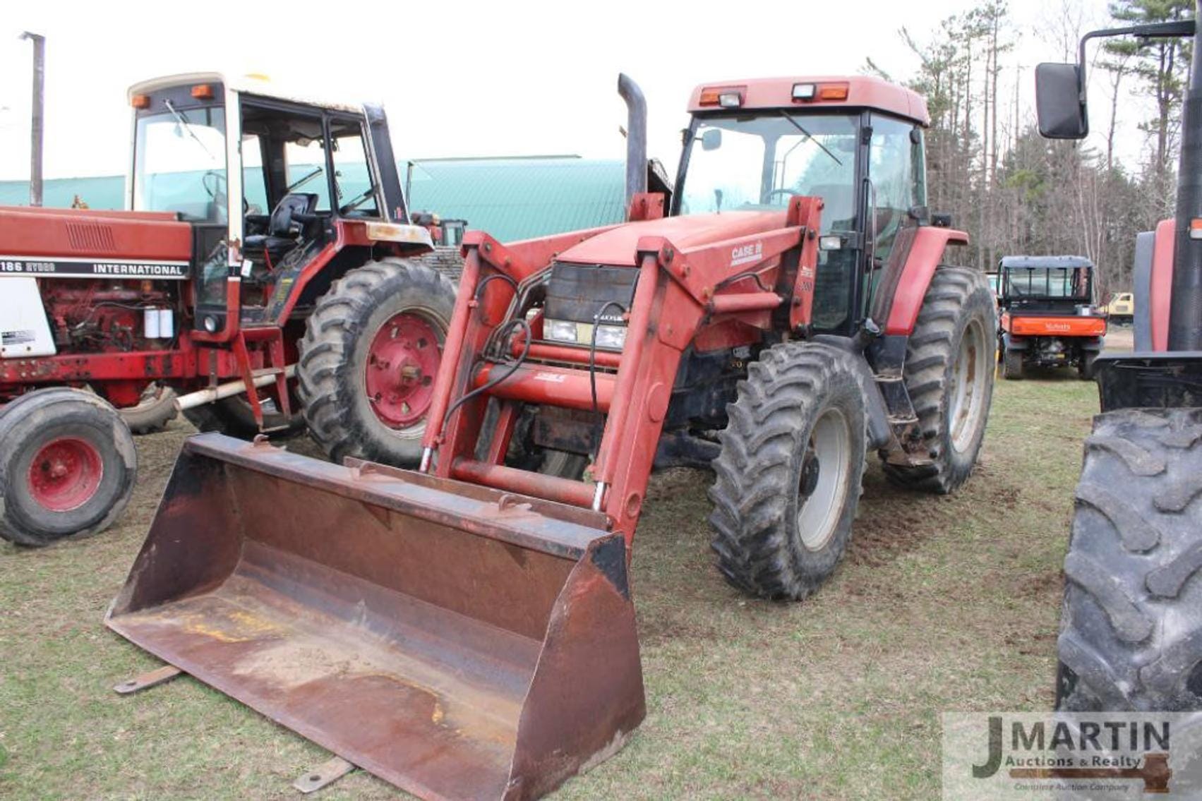 Case IH MX110 Equipment Image0