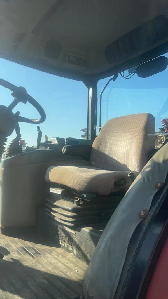Image of Case IH MX135 equipment image 3