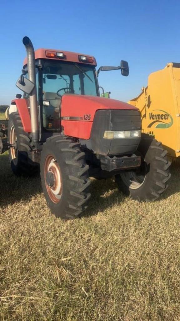 Image of Case IH MX135 equipment image 1