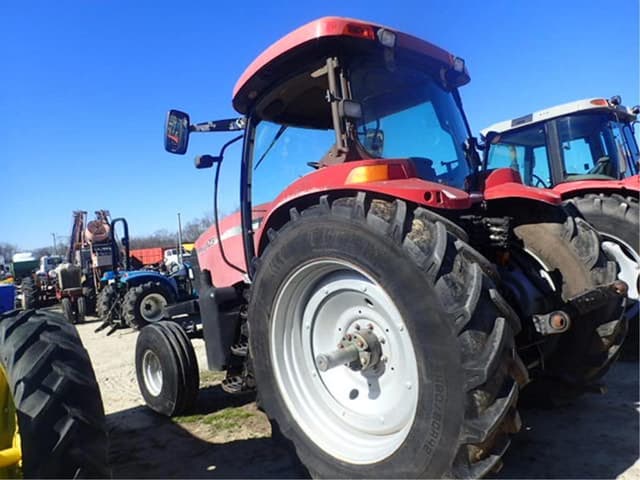 Image of Case IH MXU125 equipment image 2