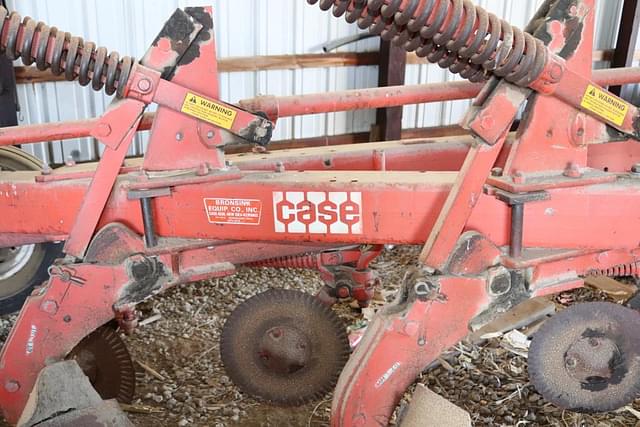 Image of Case IH 308 equipment image 2