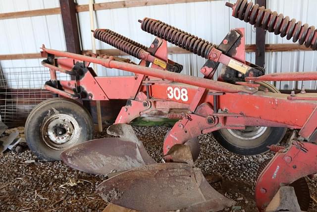 Image of Case IH 308 equipment image 3